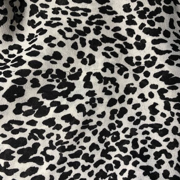 Zara Top Blouse Black & White Animal Print V-Neck Studded Short Sleeve Top Small - Picture 8 of 9